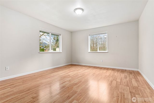 303 Hayes Street, Nooksack, WA 98276