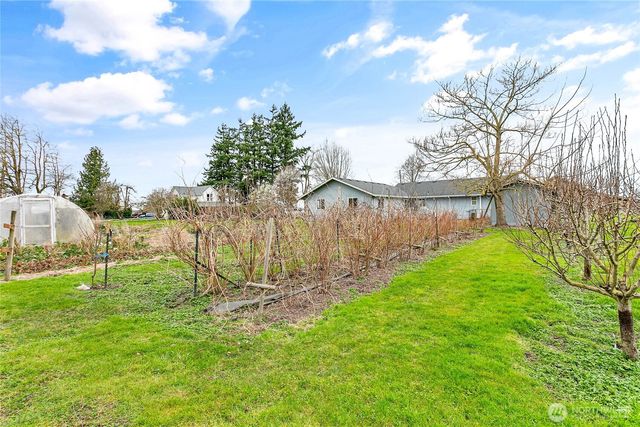 303 Hayes Street, Nooksack, WA 98276