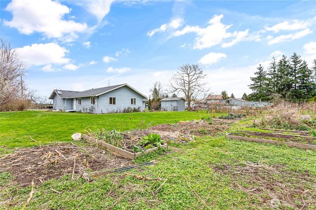 303 Hayes Street, Nooksack, WA 98276