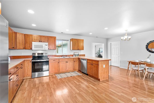 303 Hayes Street, Nooksack, WA 98276