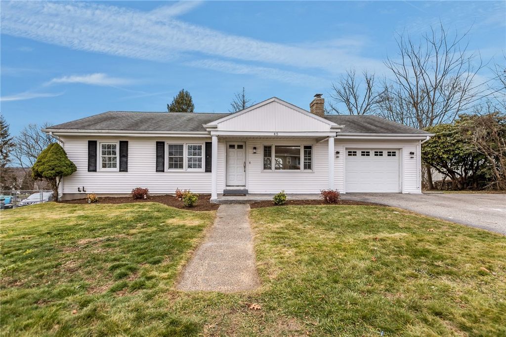 45 Valley View Drive, Cumberland, RI 02864