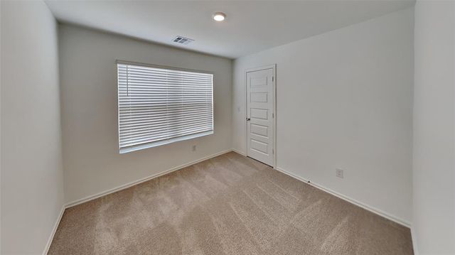 4000 Dutch Lane, Mustang, OK 73064