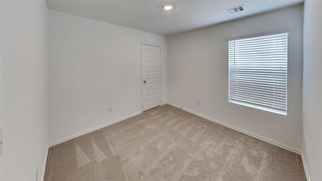 4000 Dutch Lane, Mustang, OK 73064