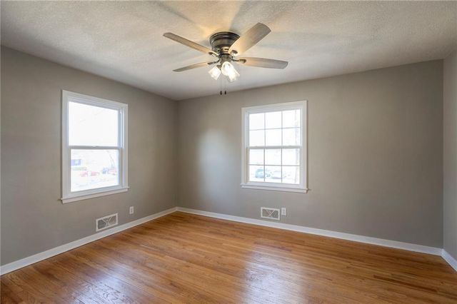 10509 E 57th Terrace, Raytown, MO 64133