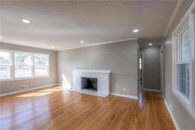 10509 E 57th Terrace, Raytown, MO 64133