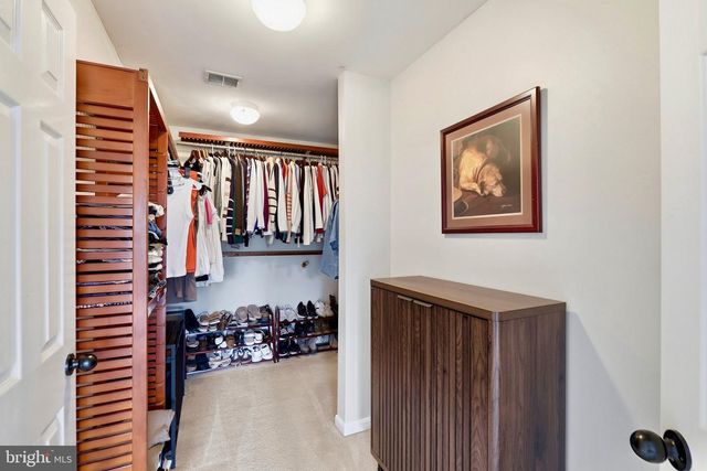 164 ALPINE DR SE, Leesburg, VA 20175