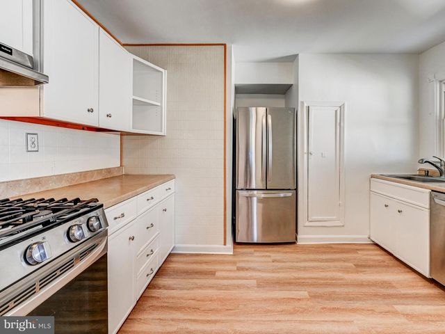 2701 MAPLE AVE, Parkville, MD 21234