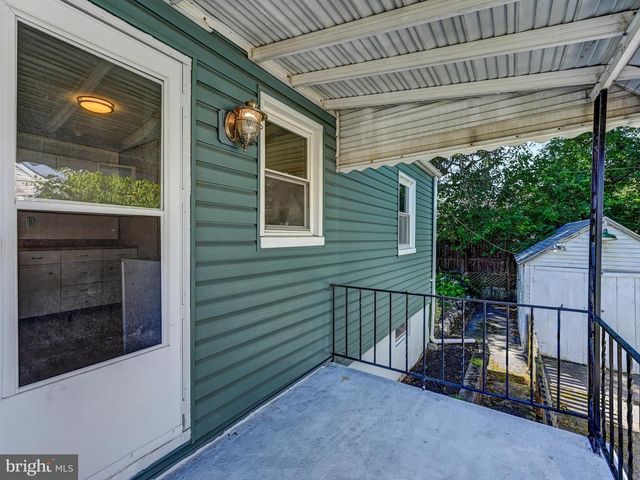 2701 MAPLE AVE, Parkville, MD 21234