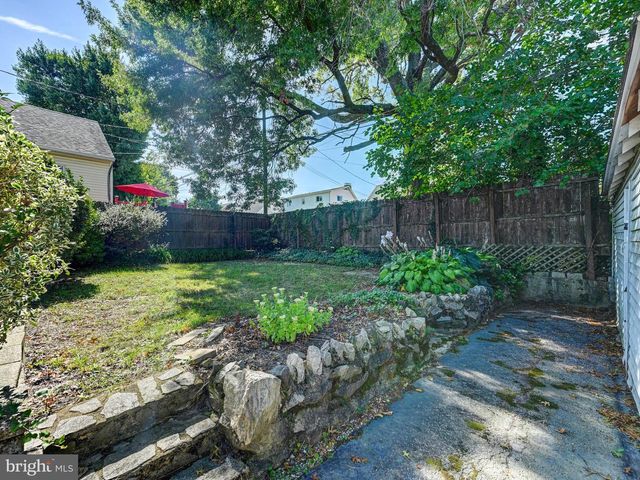 2701 MAPLE AVE, Parkville, MD 21234