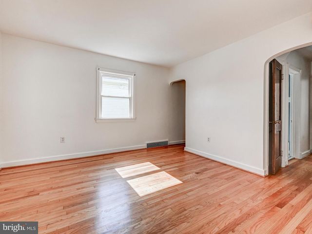 2701 MAPLE AVE, Parkville, MD 21234