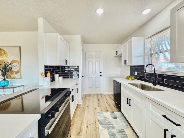 3739 Moonlite Drive, Pasadena, TX 77505