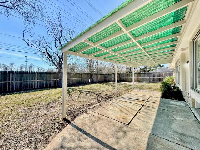 3739 Moonlite Drive, Pasadena, TX 77505
