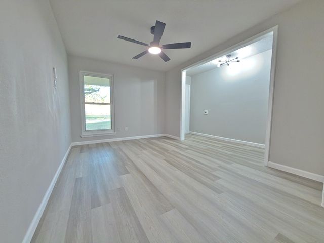 1618 Live Oak Hollow Street, Pearland, TX 77581