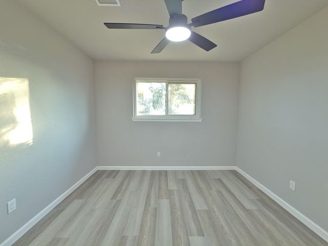 1618 Live Oak Hollow Street, Pearland, TX 77581