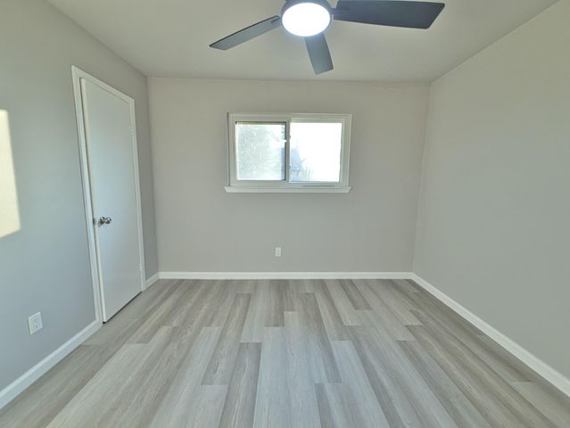 1618 Live Oak Hollow Street, Pearland, TX 77581