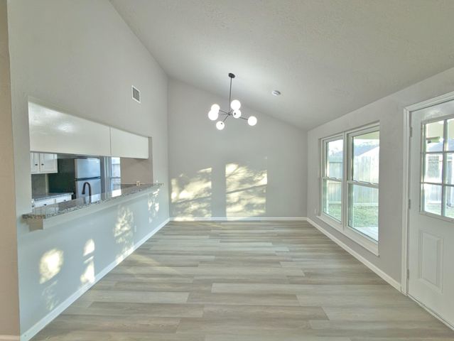 1618 Live Oak Hollow Street, Pearland, TX 77581