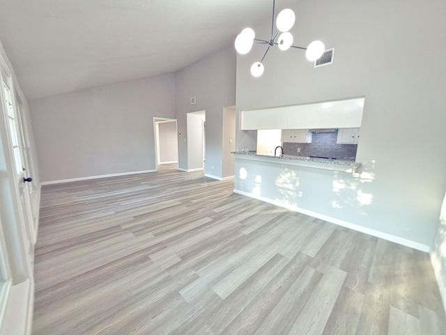 1618 Live Oak Hollow Street, Pearland, TX 77581