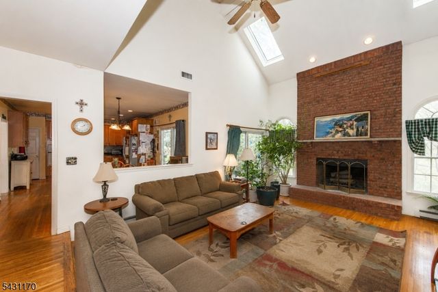 31 Richmond Hill Dr, Sparta Twp., NJ 07871
