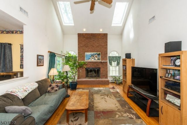 31 Richmond Hill Dr, Sparta Twp., NJ 07871