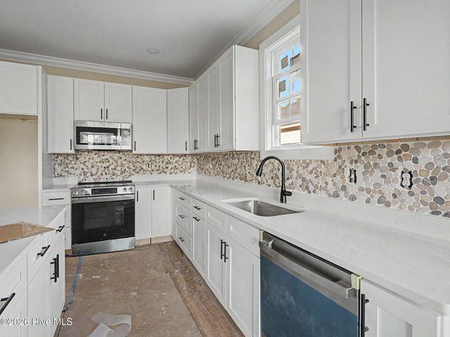 216 Ravennaside Drive NW, Calabash, NC 28467