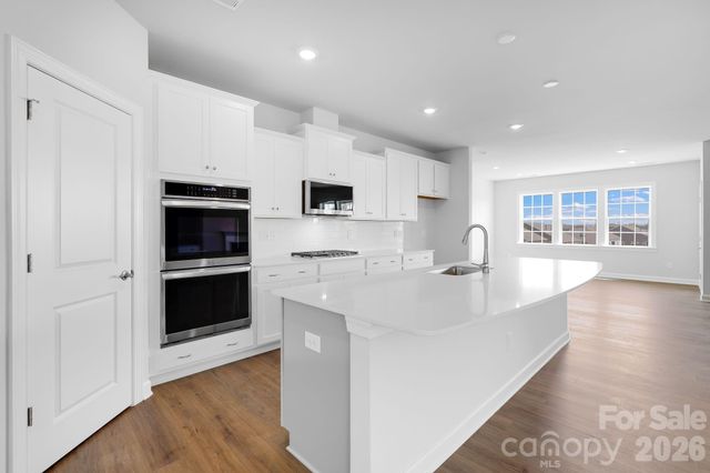 5611 Mid Sky Court 378, Lancaster, SC 29720
