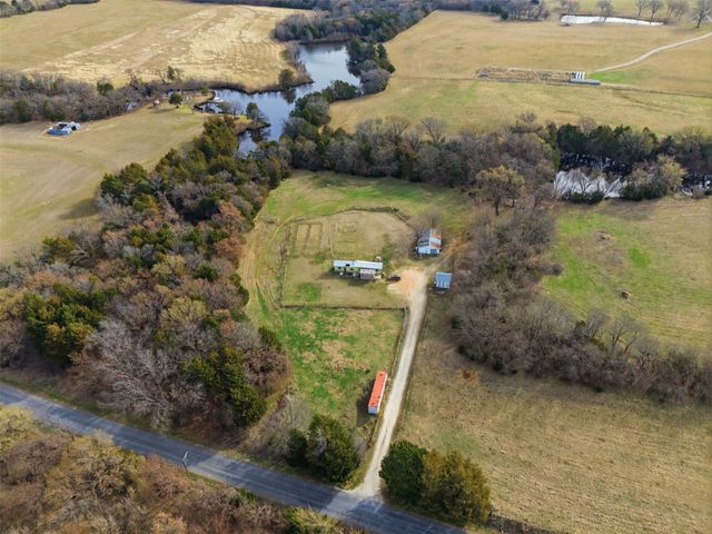 1036 Bewley Road, Whitesboro, TX 76273