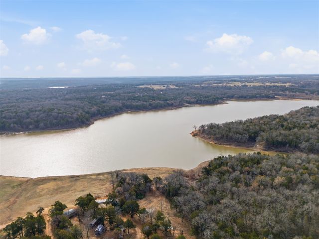 1036 Bewley Road, Whitesboro, TX 76273