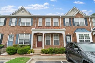 274 Paden Cove Trail, Lawrenceville, GA 30044