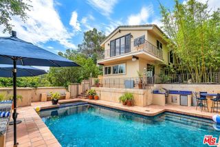 4557 Saltillo Street, Woodland Hills, CA 91364