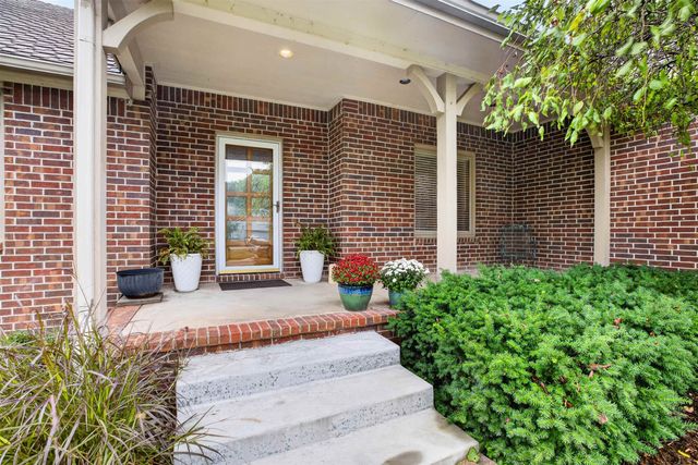 12621 E Edgewood Drive, Wichita, KS 67206