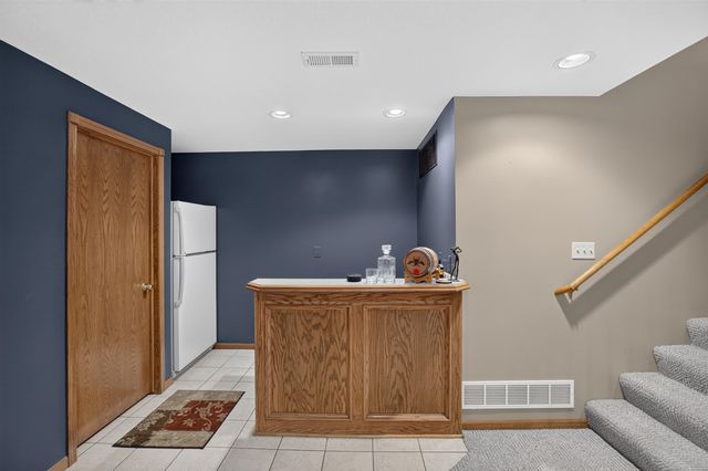 12621 E Edgewood Drive, Wichita, KS 67206