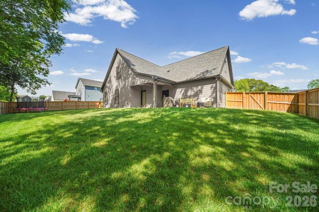 27698 Taylor Lane, Albemarle, NC 28001
