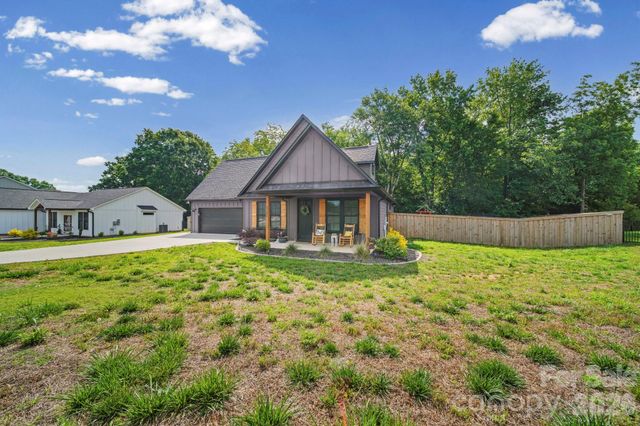 27698 Taylor Lane, Albemarle, NC 28001