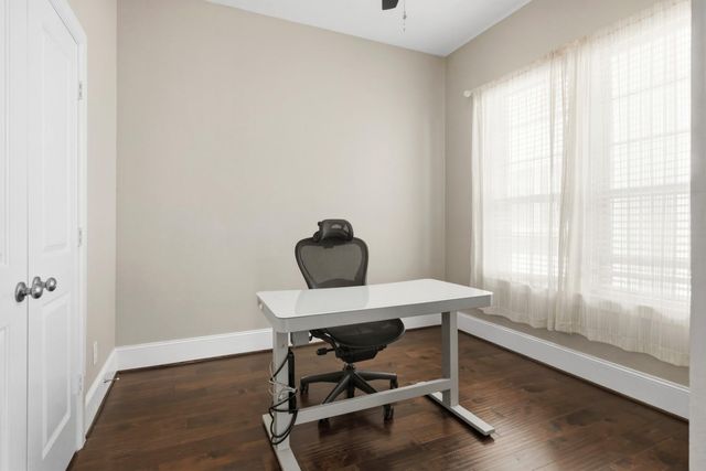 419 T C Jester Boulevard, Houston, TX 77007