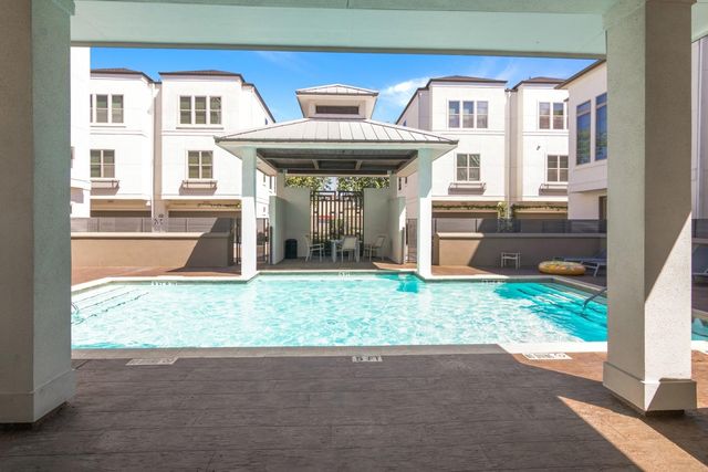 419 T C Jester Boulevard, Houston, TX 77007