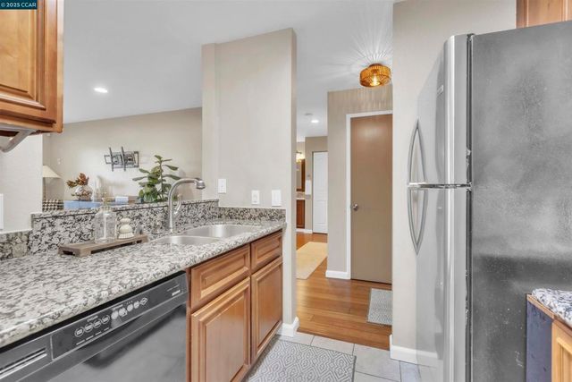 29583 Vanderbilt Street 310, Hayward, CA 94544