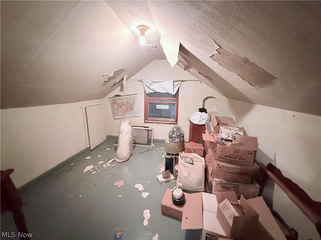 33 Henry Street, Bedford, OH 44146