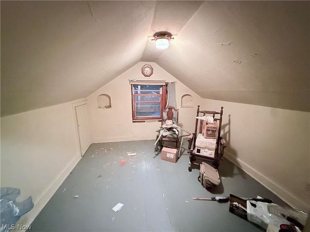 33 Henry Street, Bedford, OH 44146