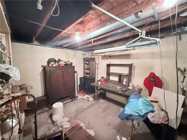 33 Henry Street, Bedford, OH 44146