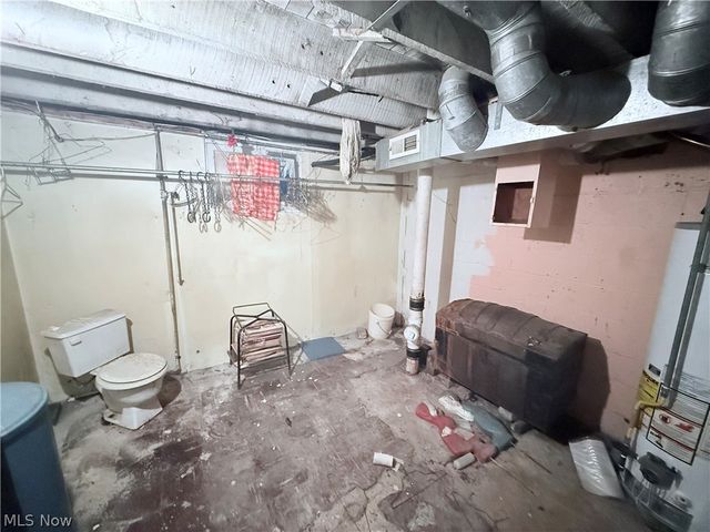 33 Henry Street, Bedford, OH 44146