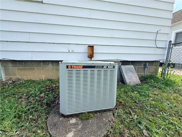 33 Henry Street, Bedford, OH 44146