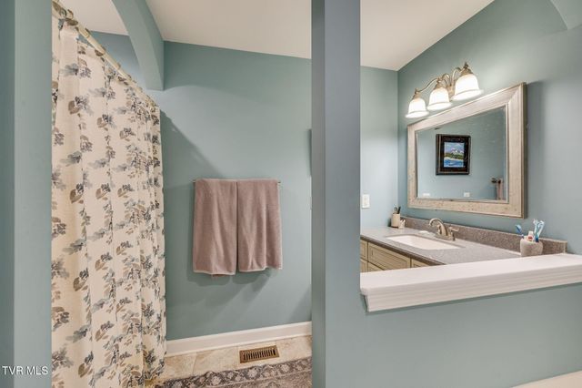 5028 Dublin Rd, Kingsport, TN 37664