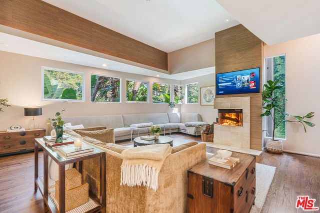 2423 Horse Shoe Canyon Road, Los Angeles, CA 90046