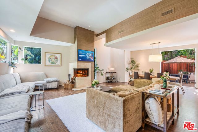 2423 Horse Shoe Canyon Road, Los Angeles, CA 90046