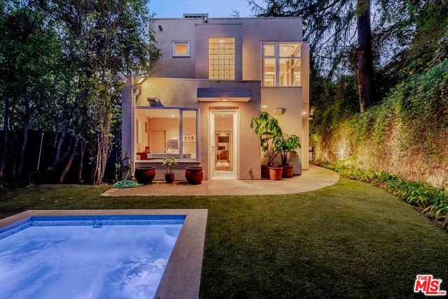 2423 Horse Shoe Canyon Road, Los Angeles, CA 90046