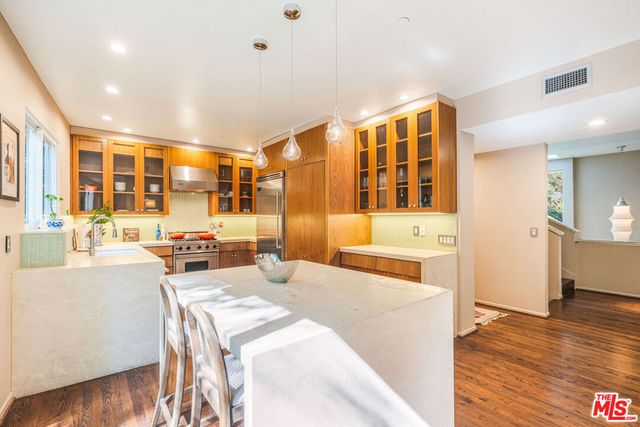 2423 Horse Shoe Canyon Road, Los Angeles, CA 90046