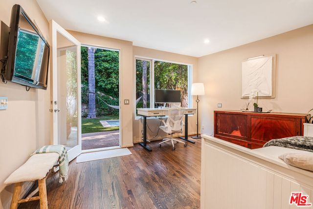 2423 Horse Shoe Canyon Road, Los Angeles, CA 90046