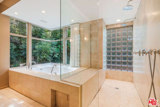 2423 Horse Shoe Canyon Road, Los Angeles, CA 90046