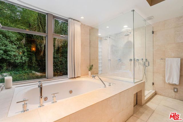 2423 Horse Shoe Canyon Road, Los Angeles, CA 90046