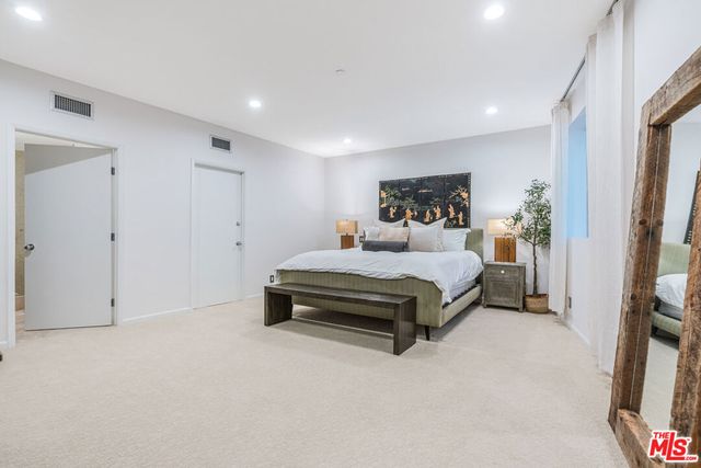 2423 Horse Shoe Canyon Road, Los Angeles, CA 90046